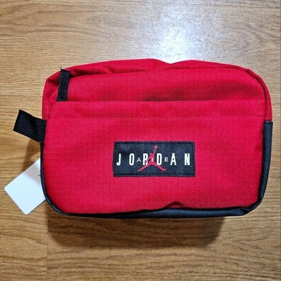 Air Jordan 1 3 4 5 6 11 Travel Toiletry Bag Bred Black Zippers Pockets Carry On - Picture 1 of 7